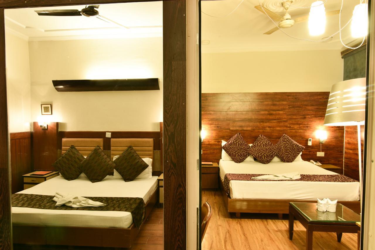 Casa Royal Bed and Breakfast New Delhi Eksteriør billede